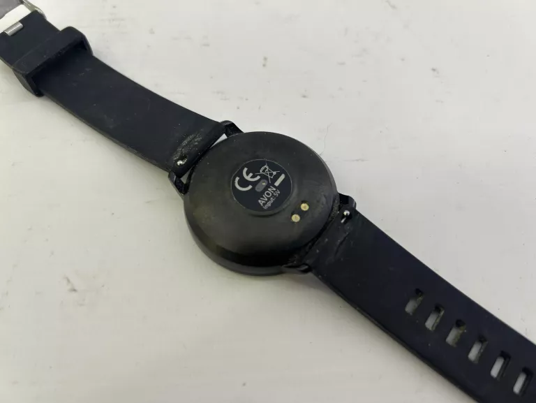 SMARTWATCH AVON KIAH + ŁADOWARKA