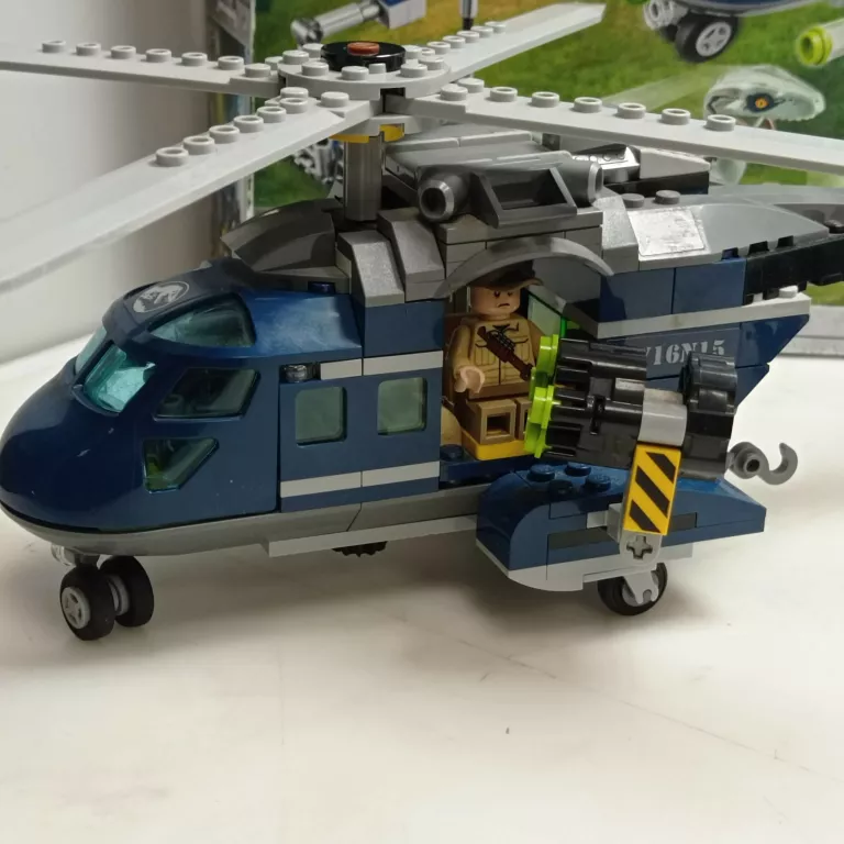 LEGO 75928 JURASSIC WORLD POŚCIG ZA ŚMIGŁOWCEM