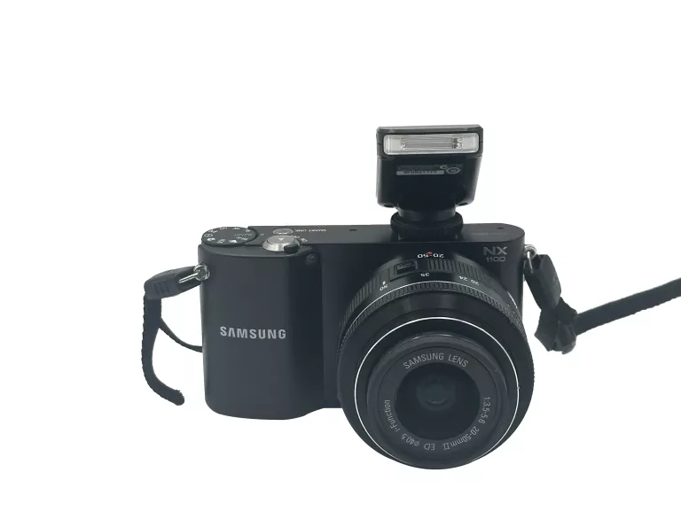 APARAT FOTOGRAFICZNY SAMSUNG NX1100 + OBIEKTYW SAMSUNG LENS 20 50MM!