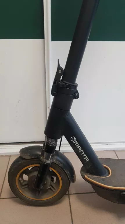 hulajnoga-elektryczna-manta-xrider-mes1002j-500w-10-cali-marka-214-363221