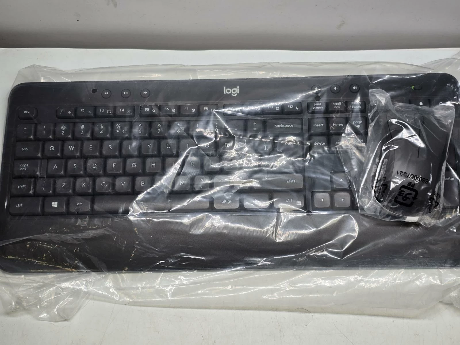 klawiatura-bezprzewodowa-logitech-mysz-mk540-24ghz-ean-gtin-5099206077461