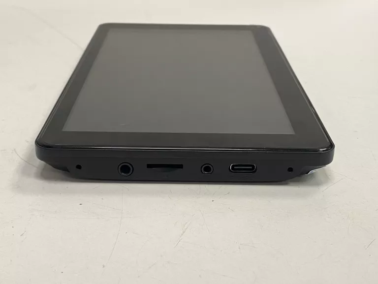 TABLET SAMOCHODOWY 7" NEXADIO CP100