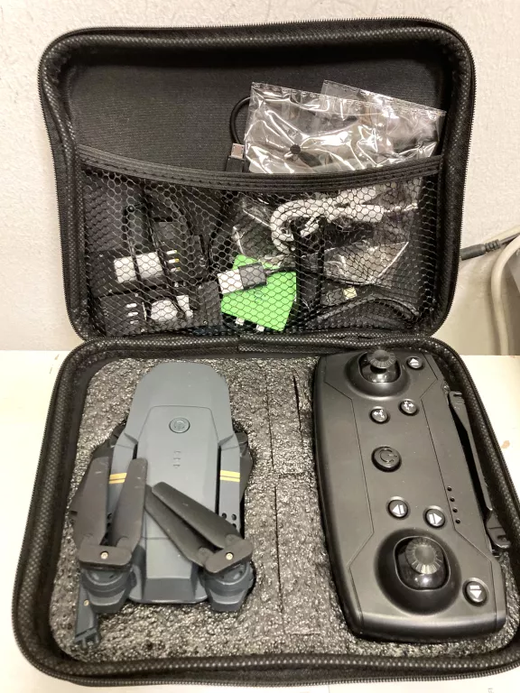 DRON COLLAPSIBLE QUADCOPTER 2.4GHZ