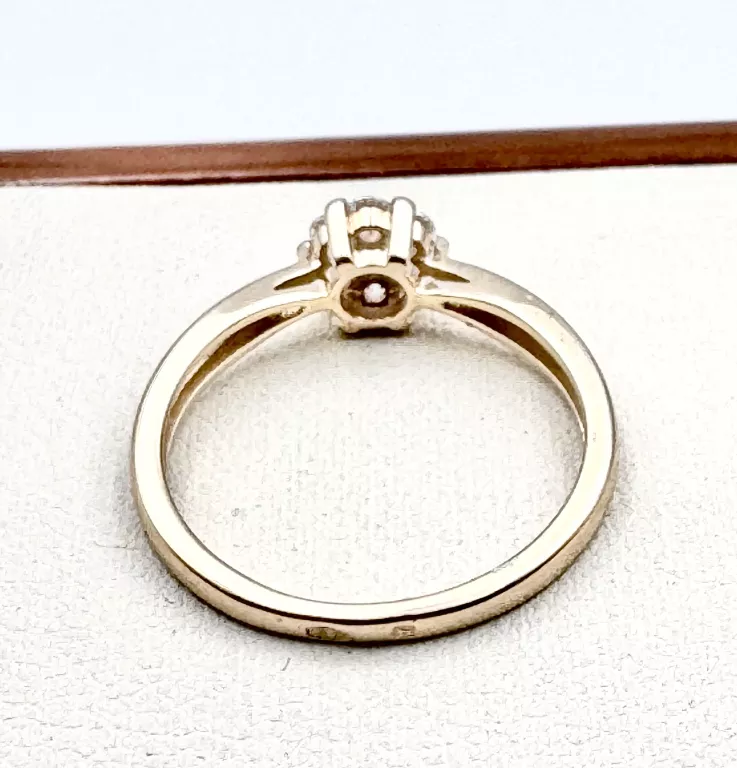 zloty-pierscionek-z-cyrkoniami-pr-585-w-231-g-roz-14-kamien-17088-128