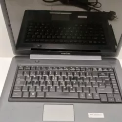 LAPTOP TOSCHIBA SATELITE A3000 Z ŁADOWARKĄ