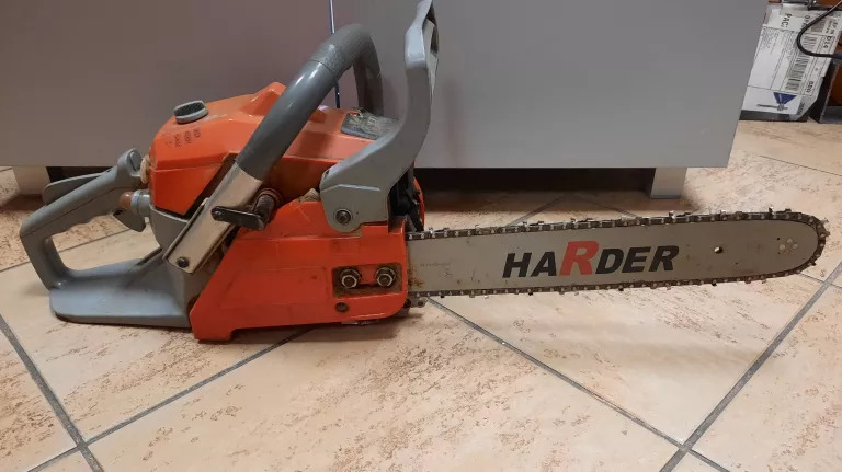 PIŁA SPALINOWA HARDER PN3800 /*OKAZJA*