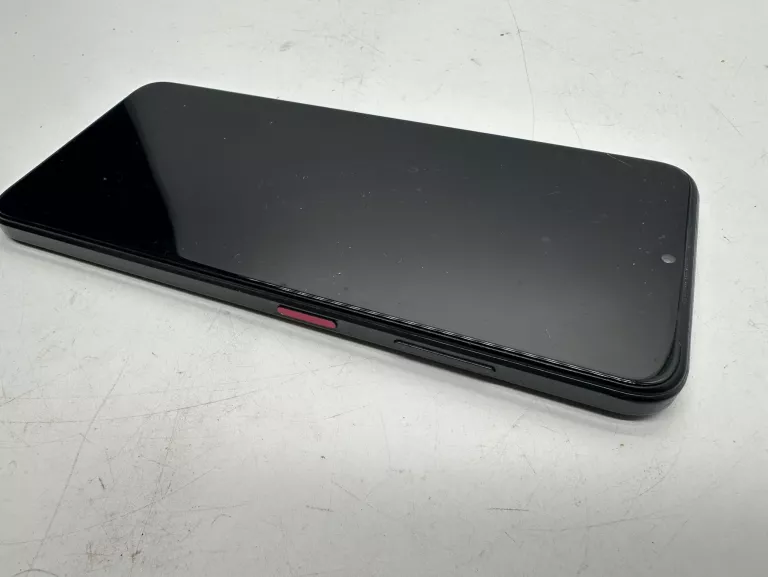 T-MOBILE T PHONE PRO 5G 6 GB / 128 GB 5G 50MP 5000MAH DS 6,82"