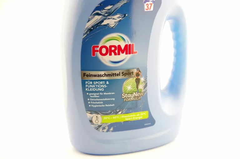 NIESAMOWITY ŻEL DO PRANIA FORMIL 1,5L SPORT 37 PRAŃ 20-60 STOPNI NIEMIECKI
