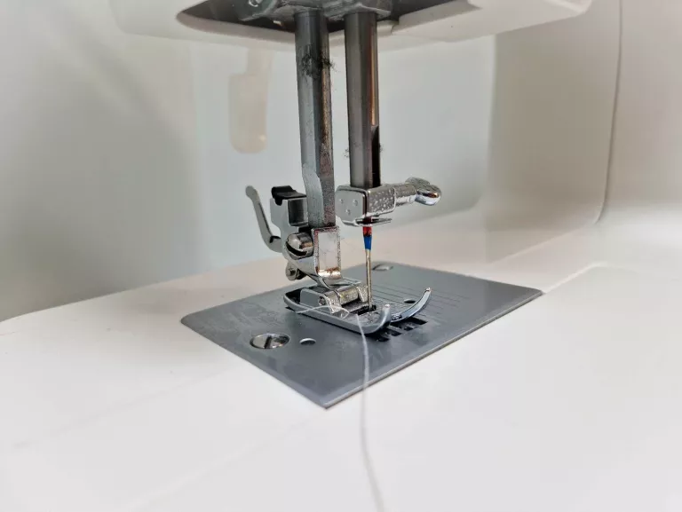 maszyna-do-szycia-singer-8280-stan-11323-2