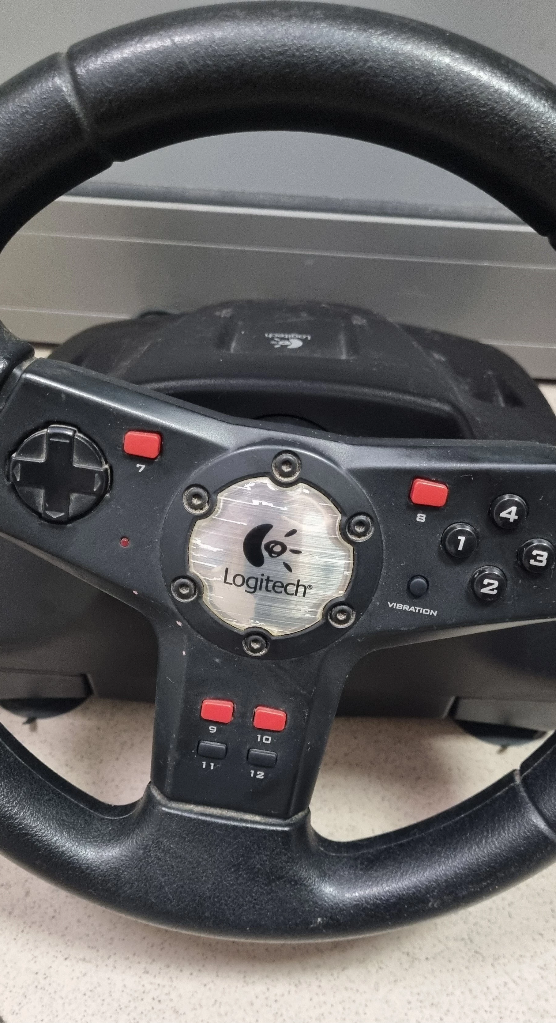 kierownica-logitech-formula-vibration-feedback-wheel-e-uk12-pedaly-kod-producenta-220629012