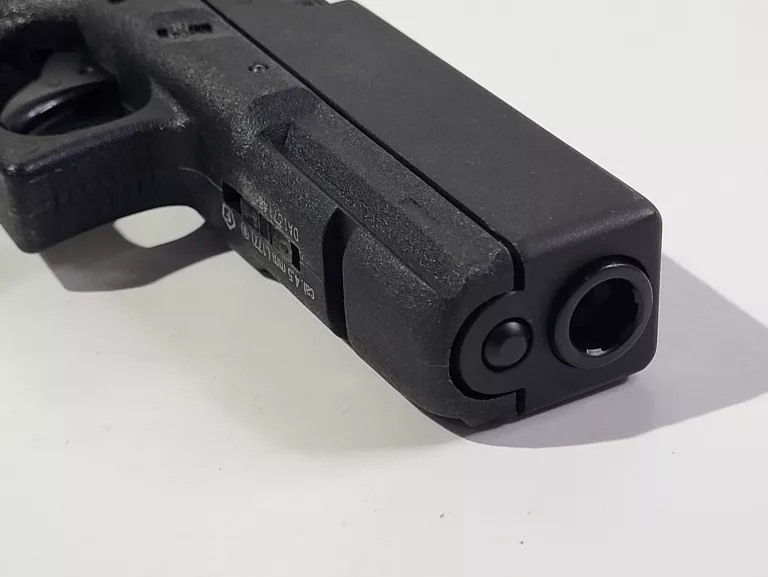 WIATRÓWKA UMAREX GLOCK 17 PUD