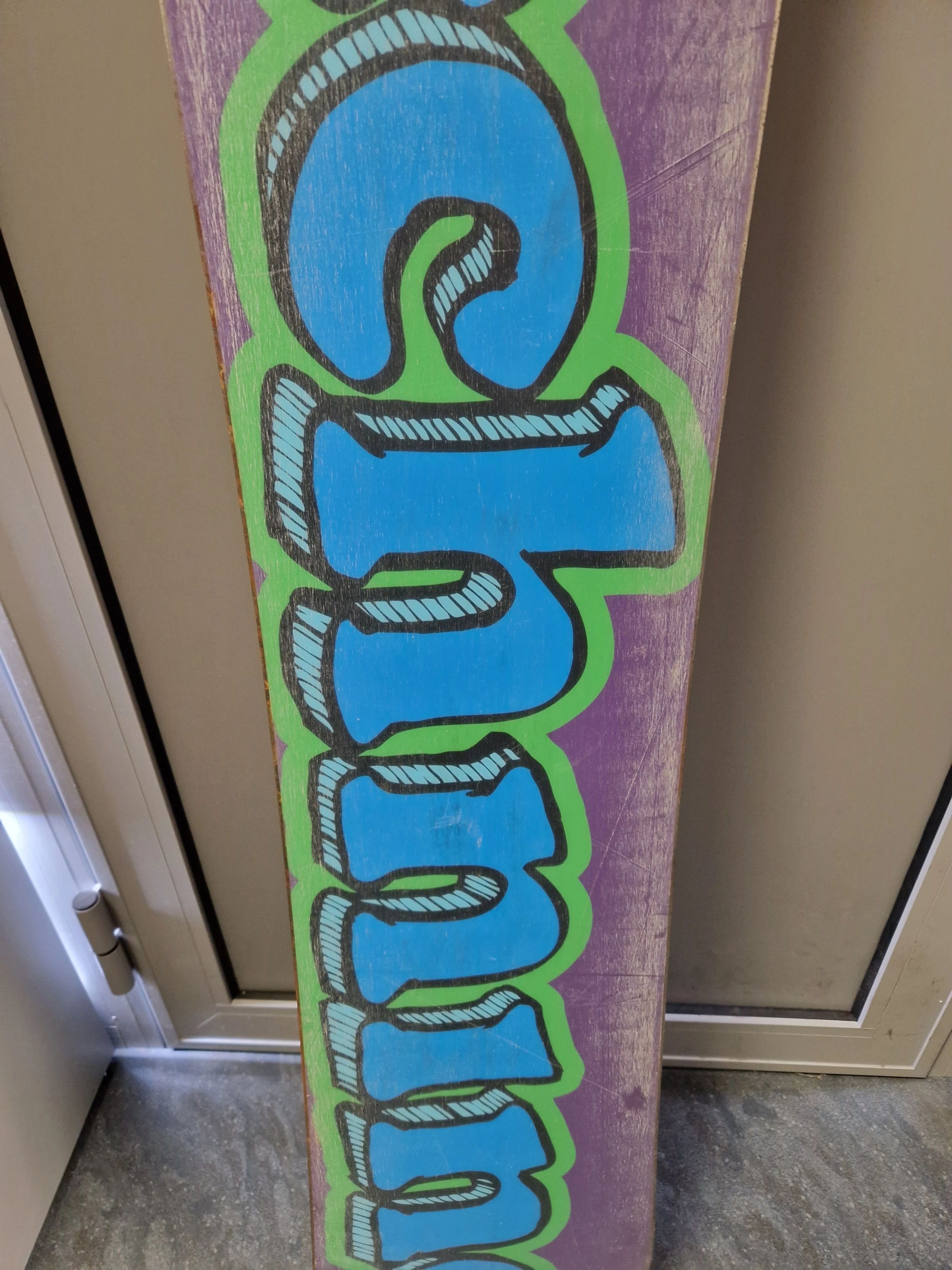 deska-snowboard-technine-145cm-bez-wiazan-kod-producenta-technine