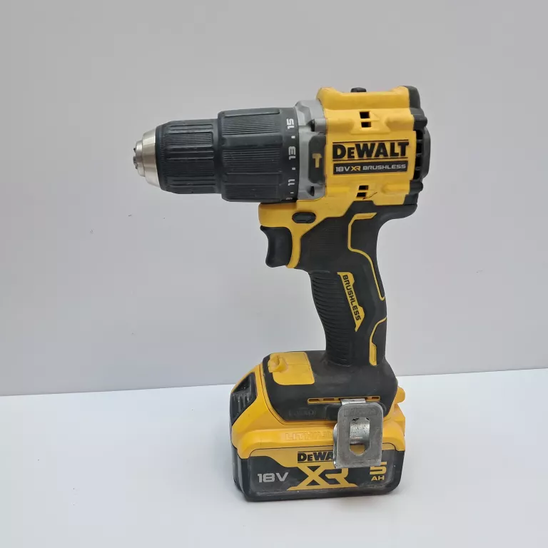 ZESTAW WIERTARKO-WKRĘTARKA DEWALT 18 V DCD100Y