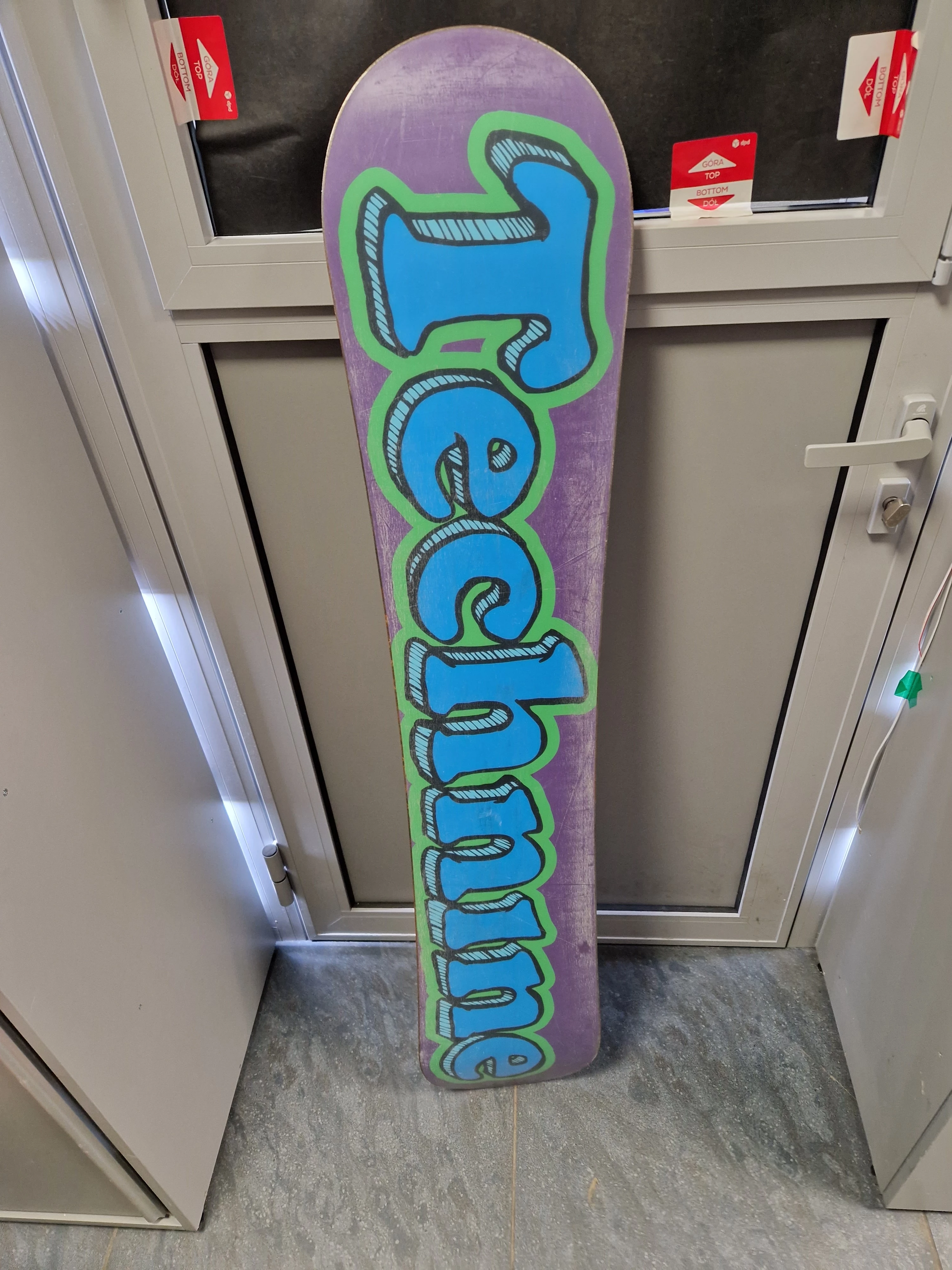 deska-snowboard-technine-145cm-bez-wiazan-profil-127528-3