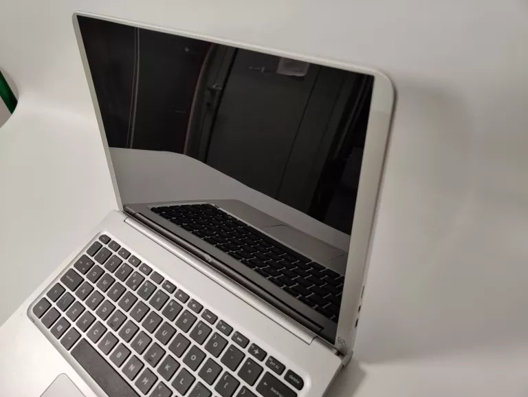 HP PAVILION X2 M3-6Y30/4GB/128GB/WIN10 OPIS