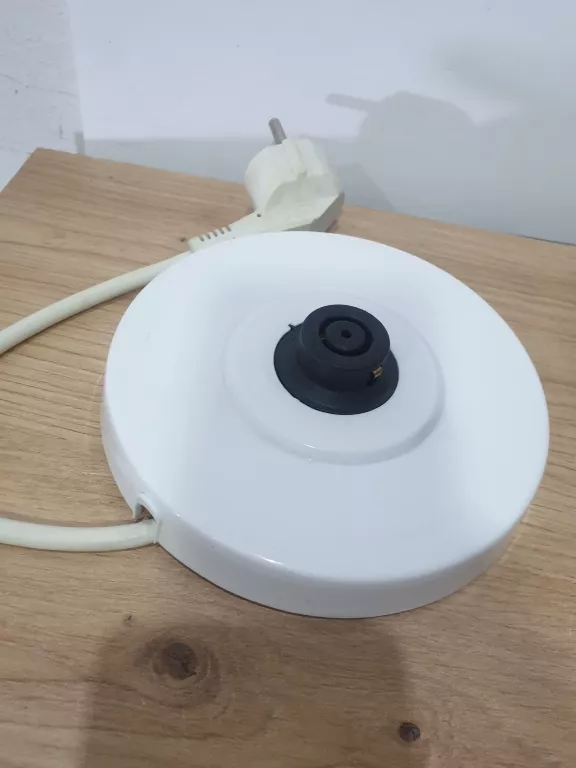 CZAJNIK CLARUS ELEKTRYCZNY TURYSTYCZNY 0,9 L