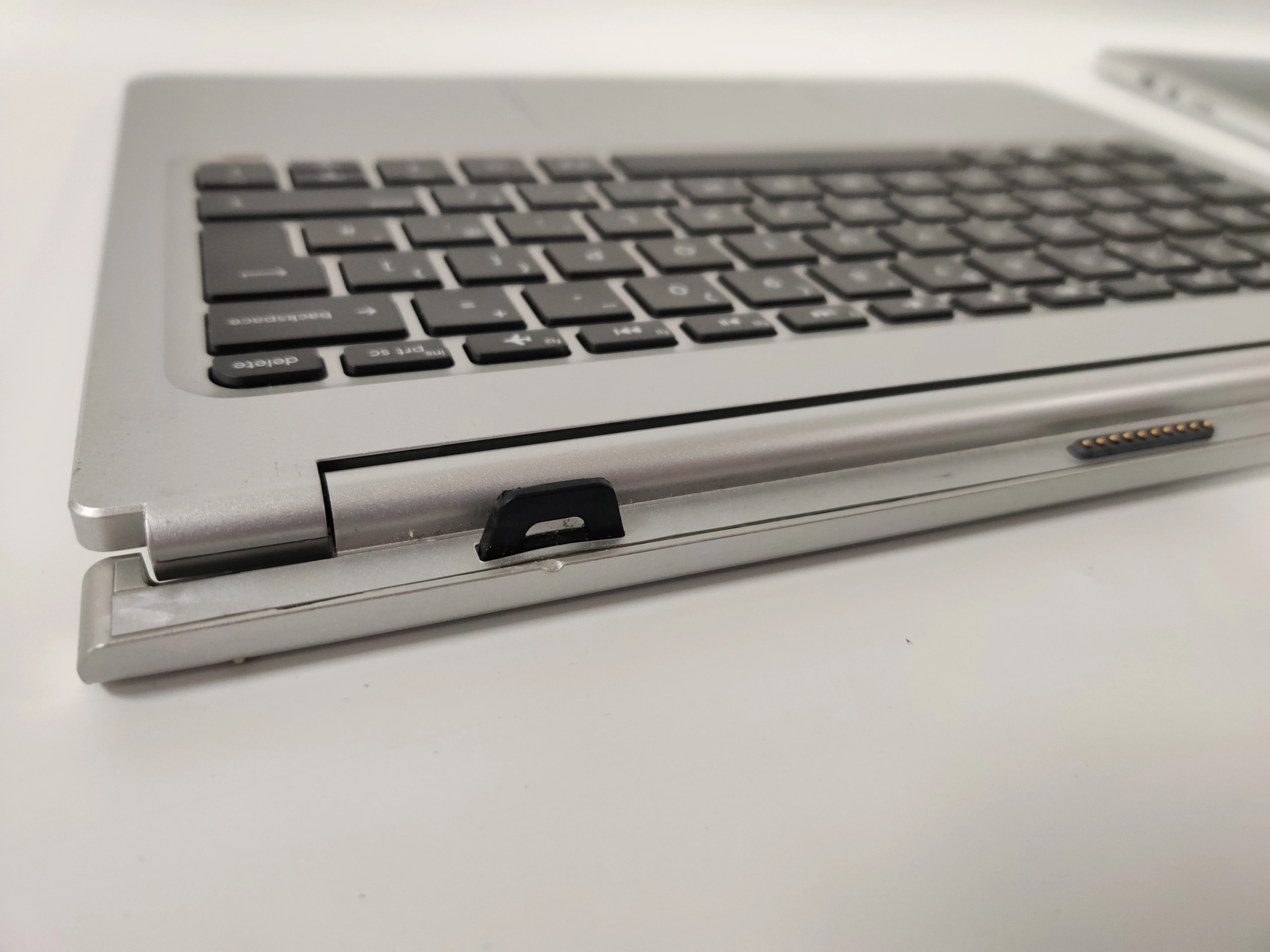 hp-pavilion-x2-m3-6y304gb128gbwin10-opis-uklad-klawiatury-249838-1778405