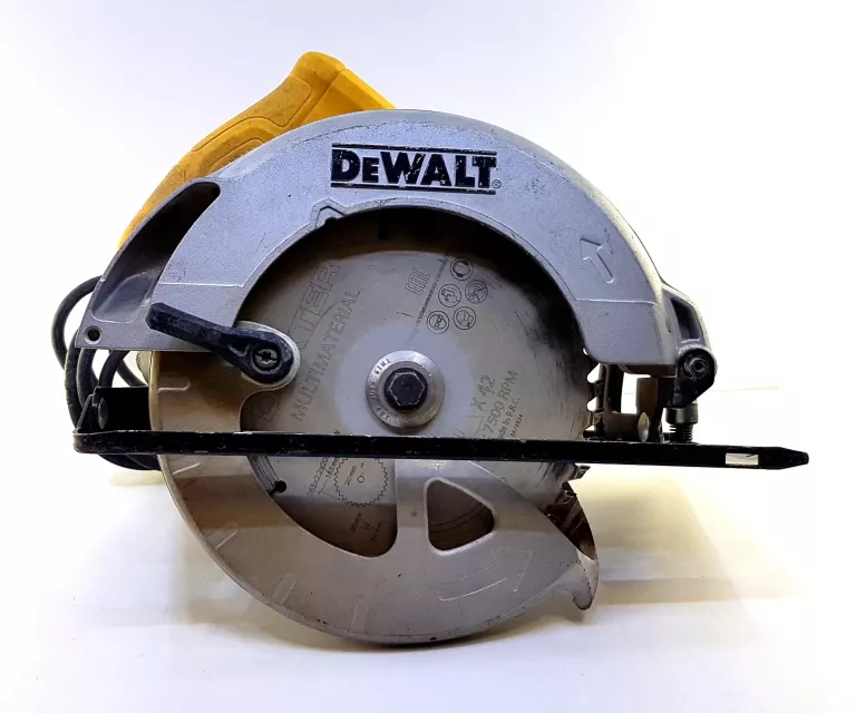 PIŁA TARCZOWA DEWALT DWE560