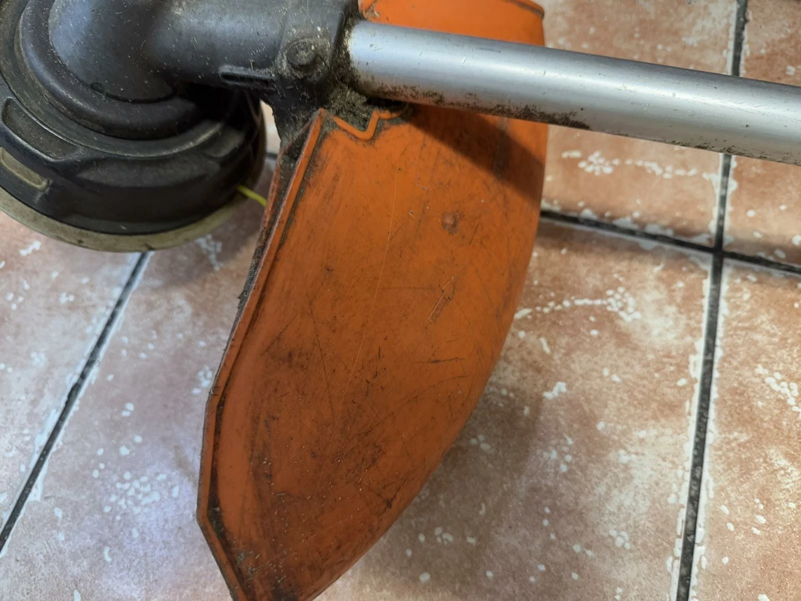 kosa-stihl-fs-300-stan-11323-2