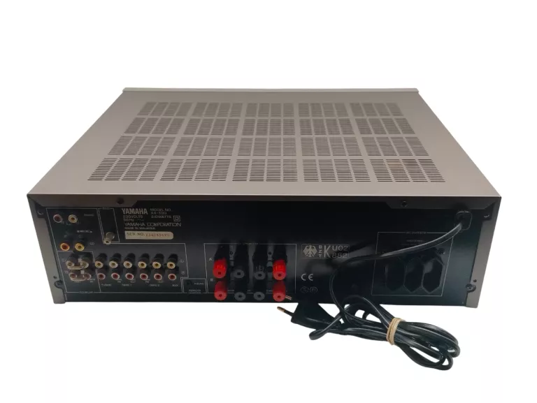 AMPLITUNER YAMAHA AX-590 SREBRNY