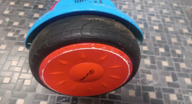 DESKOROLKA SKYMASTER WHEELS 11 USZKODZONA