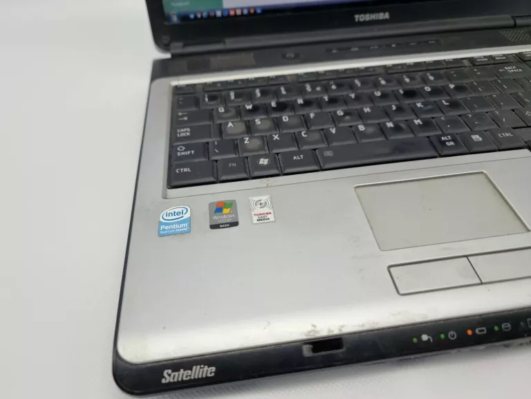 LAPTOP TOSHIBA SATELLITE L350-16L