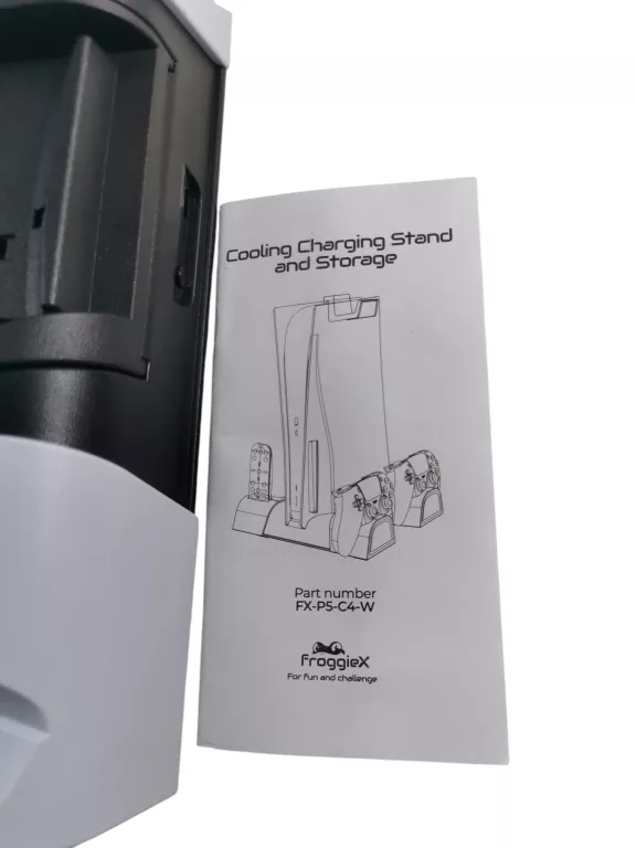 STACJA WIELOFUNKCYJNA ŁADUJĄCA PODSTAWKA CHŁODZĄCA ŁADOWARKA PS5/PS5 SLIM