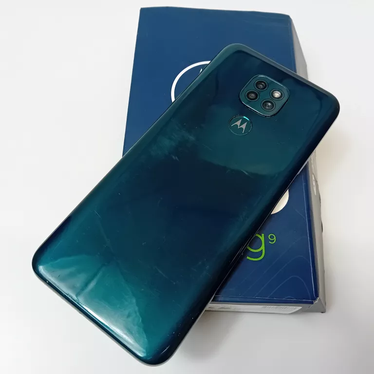 MOTOROLA MOTO G9 PLAY ZIELONY 4/64GB +PUDEŁKO