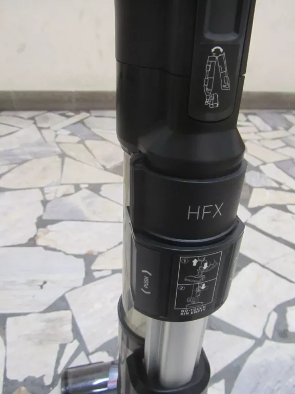 ODKURZACZ PIONOWY HOOVER HFX PET HFX10P 011