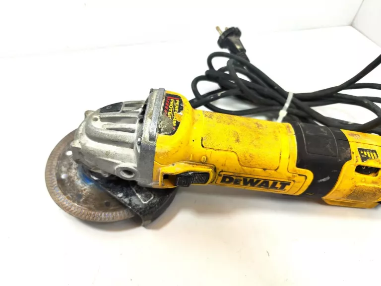 SZLIFIERKA KĄTOWA DEWALT DWE4257