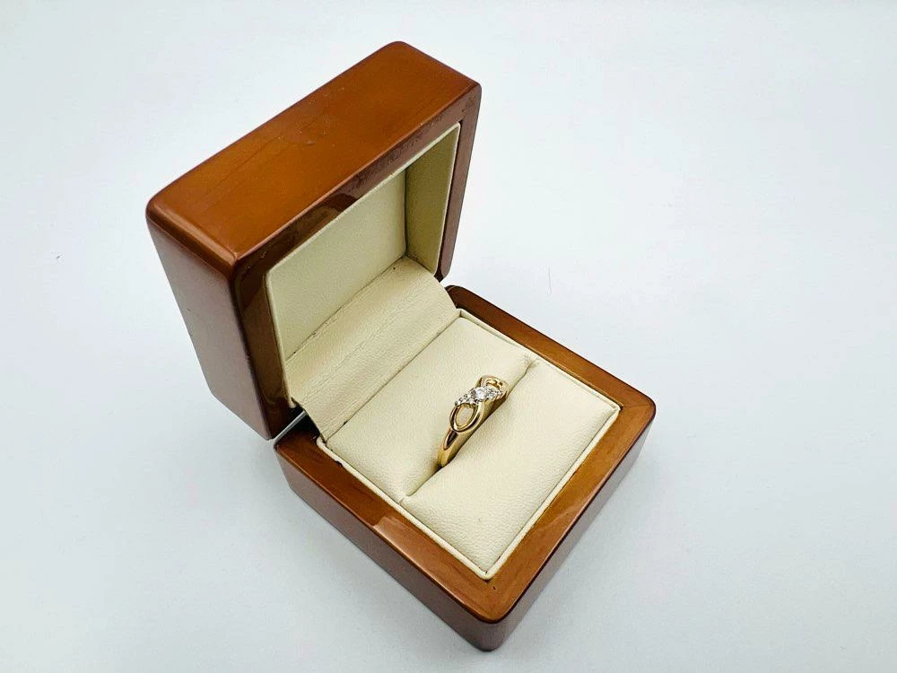 zloty-pierscionek-z-cyrkoniami-znak-nieskonczonosci-w-234-g-pr-585-rozm-2-ean-gtin-5900025482889