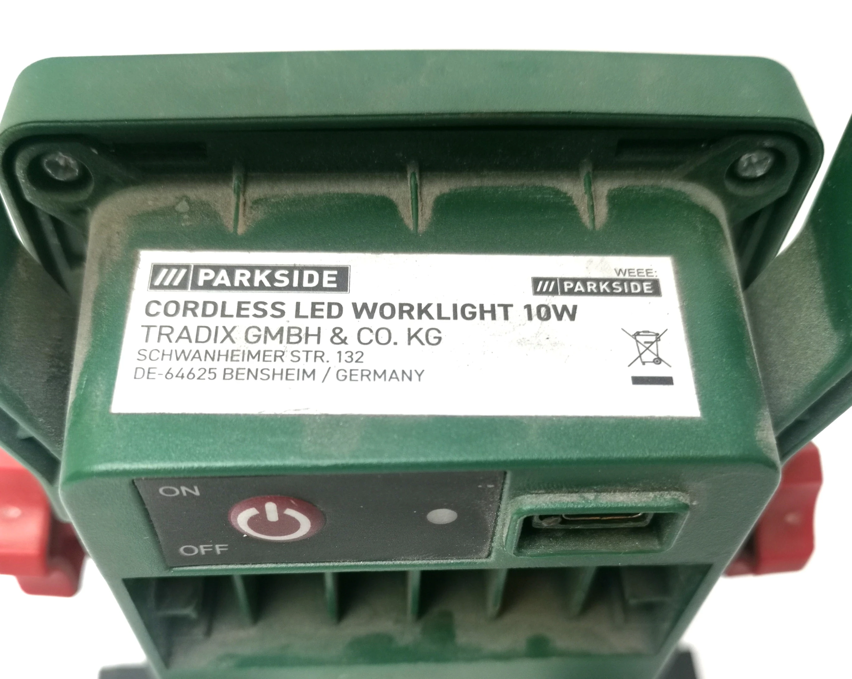parkside-cordless-led-worklight-10w-stan-11323-2