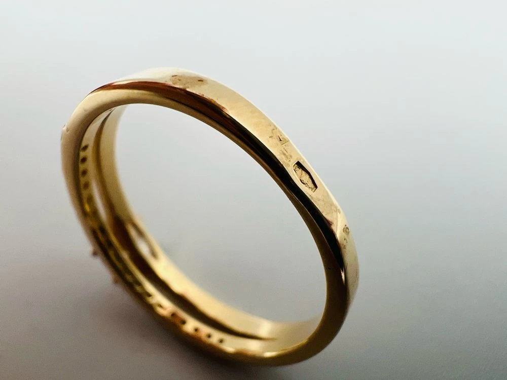 zloty-pierscionek-z-cyrkonia-w-330g-pr-585-rozm-19-kolor-dominujacy-205826-225106