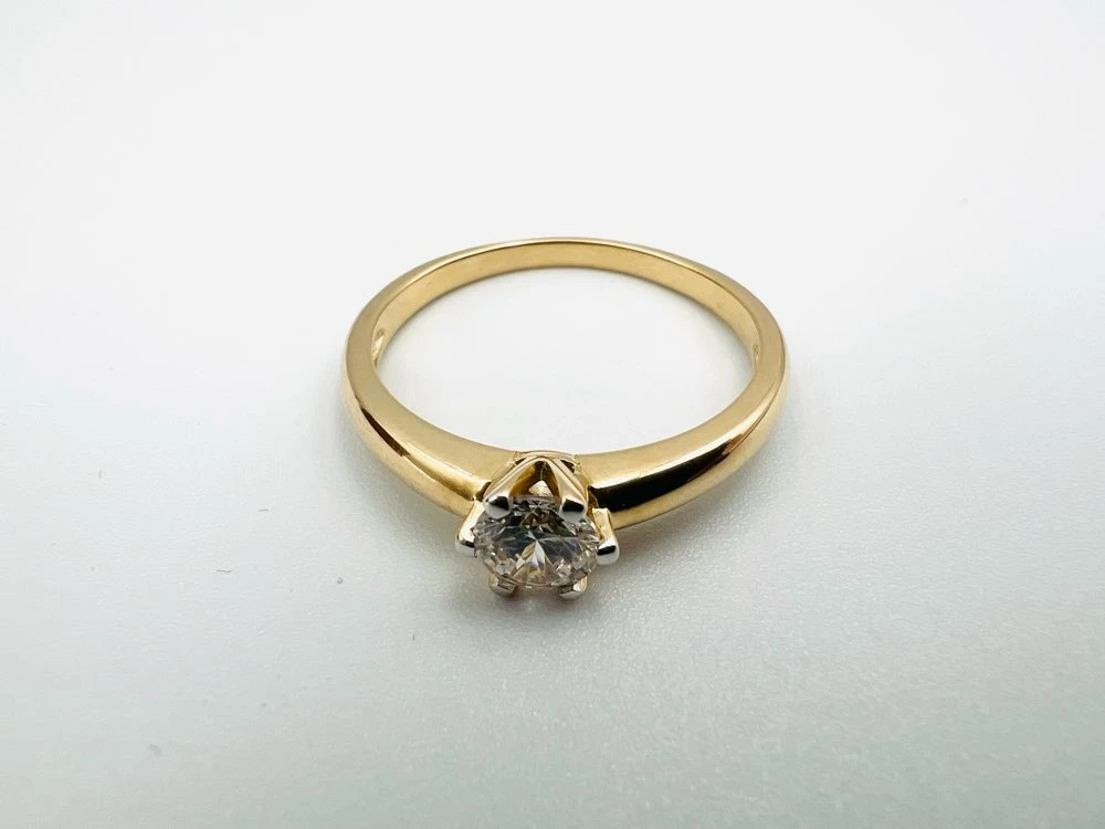 zloty-pierscionek-z-cyrkonia-w-292g-pr-585-rozm-20-waga-010