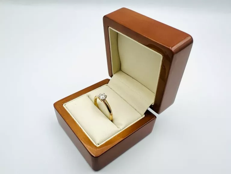 zloty-pierscionek-z-cyrkonia-w-292g-pr-585-rozm-20-rodzaj-2205-16