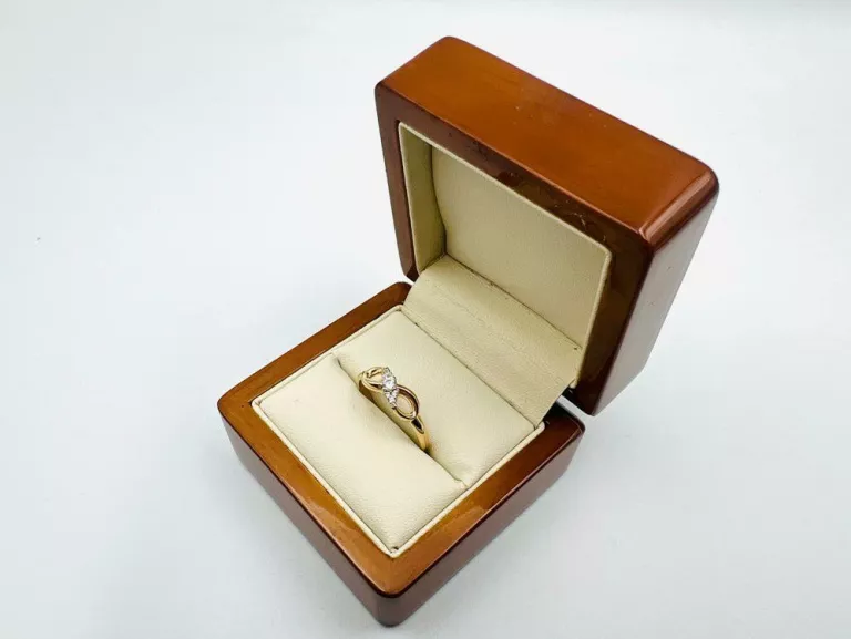 zloty-pierscionek-z-cyrkoniami-znak-nieskonczonosci-w-234-g-pr-585-rozm-2-marka-226434-515445