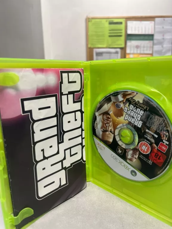 grand-theft-auto-episodes-from-liberty-city-xbox-360-stan-11323-2