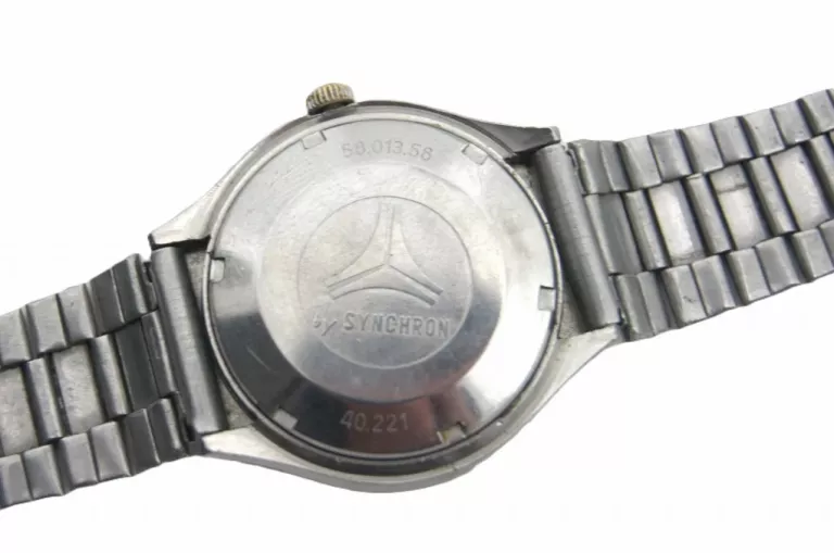 ZEGAREK CYMA CONQUISTADOR AUTOMATIC BY SYNCHRON
