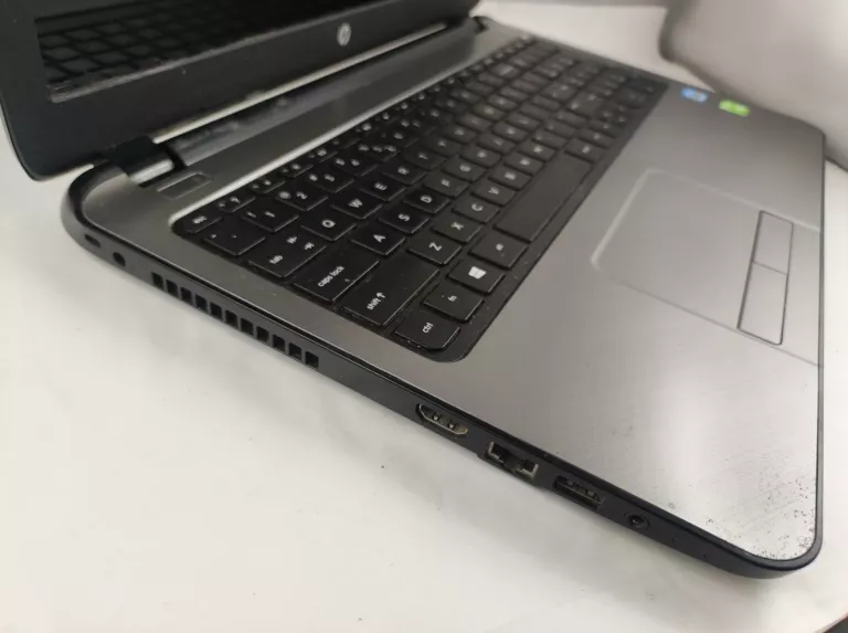 LAPTOP HP 15-R031SW, CORE I3-3217U, 4GB, 500GBM 820M