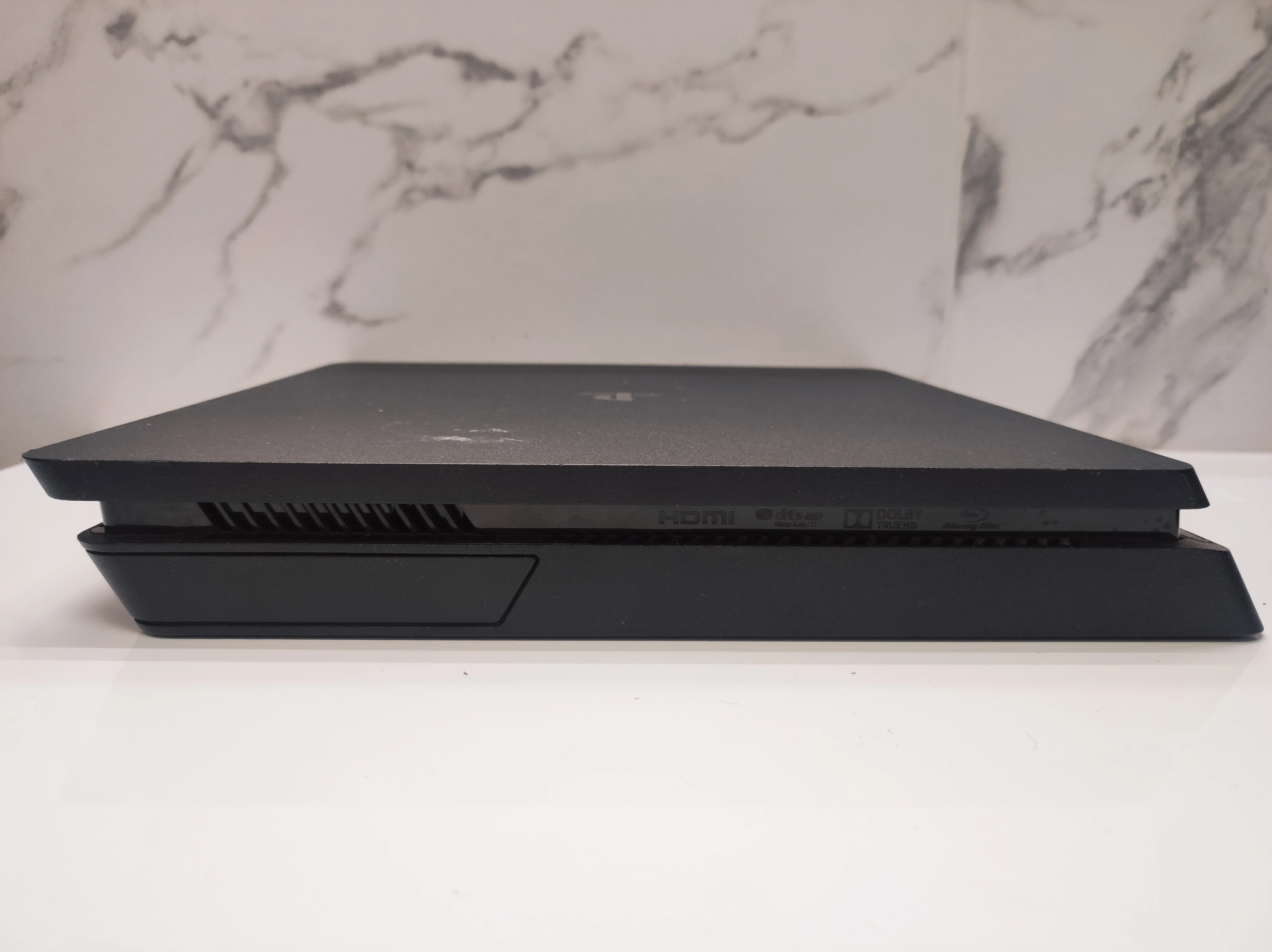 konsola-ps4-slim-cuh-2216a-wersja-130590-2