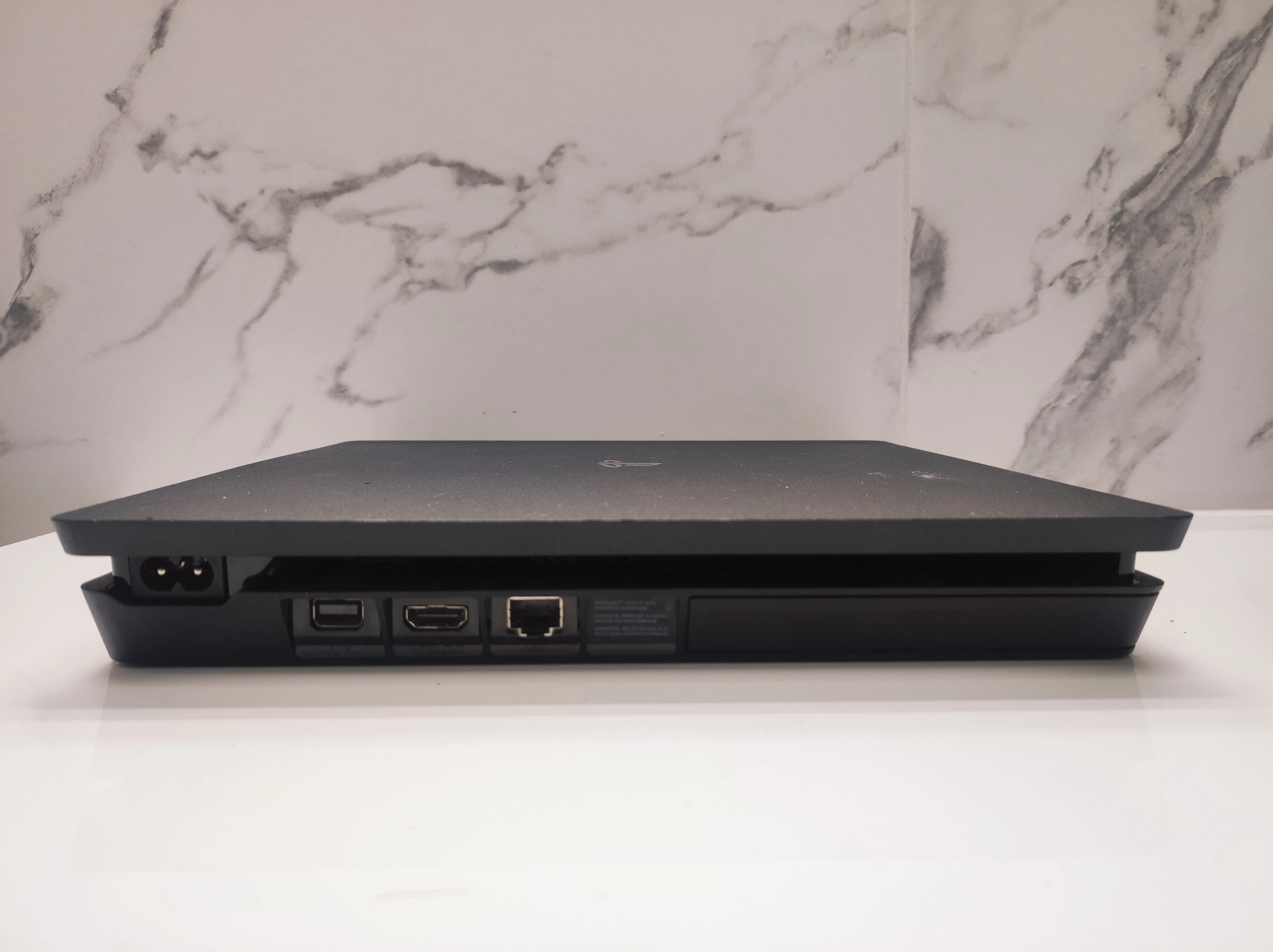 konsola-ps4-slim-cuh-2216a-kod-producenta-cuh-2216a