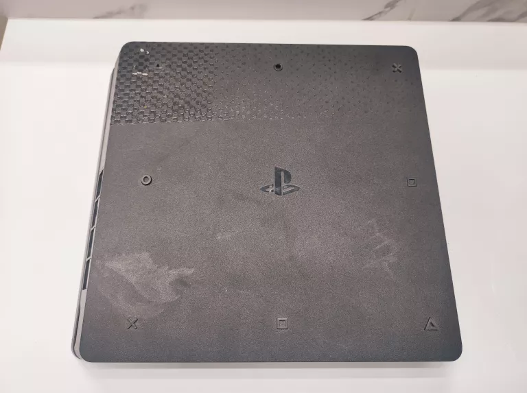 KONSOLA PS4 SLIM CUH-2216A