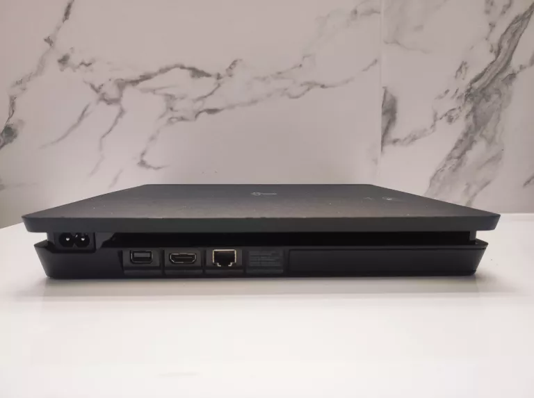 KONSOLA PS4 SLIM CUH-2216A
