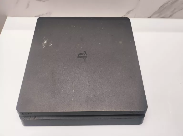 KONSOLA PS4 SLIM CUH-2216A