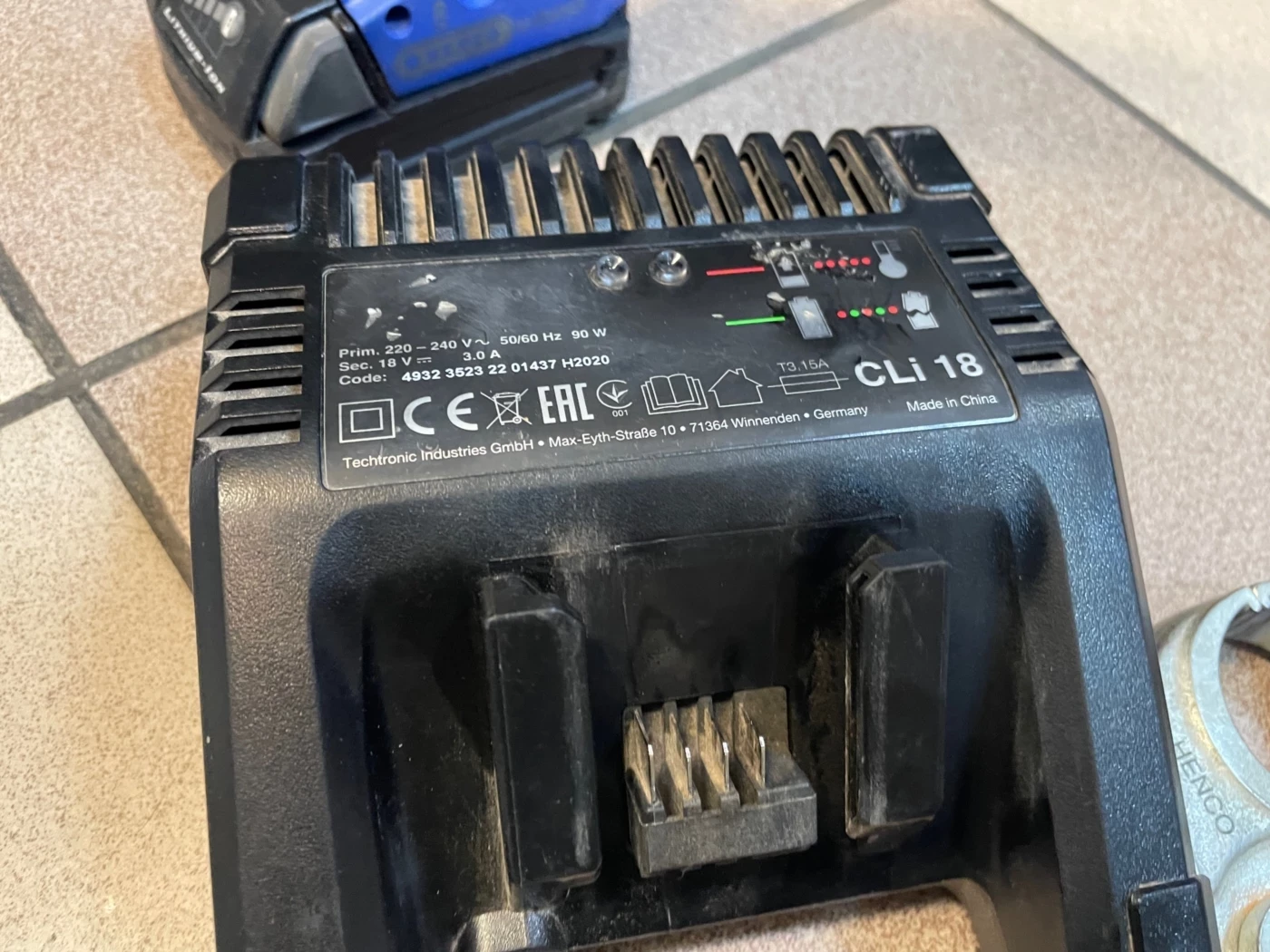 zaciskarka-akumulatorowa-do-rur-henco-m-bmini3-product-id-98eb82c4-371d-4539-90de-cf4d996df335