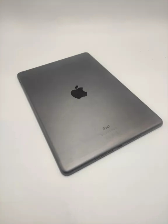 TABLET IPAD APPLE 8 GENERACJI 3GB/32 GB