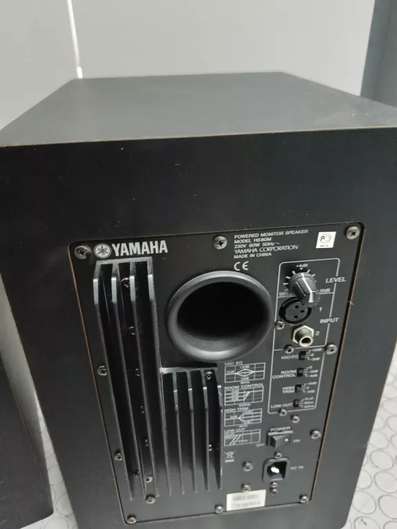 KOLUMNY YAMAHA HS 8 MP + SUBWOOFER YAMAHA HS-10W