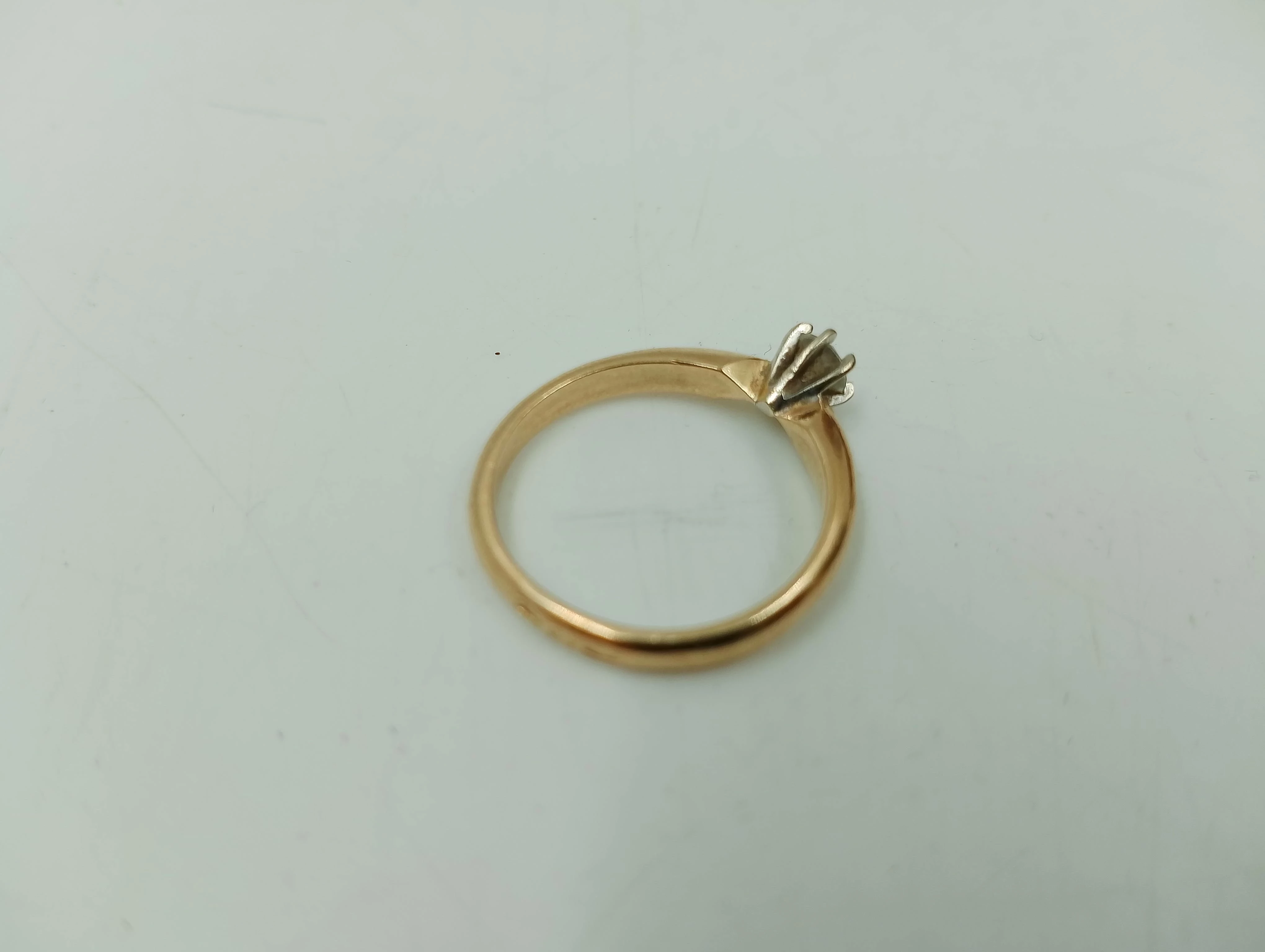 elegancki-pierscionek-ze-zlota-proby-585262g-kamien-17088-4194304