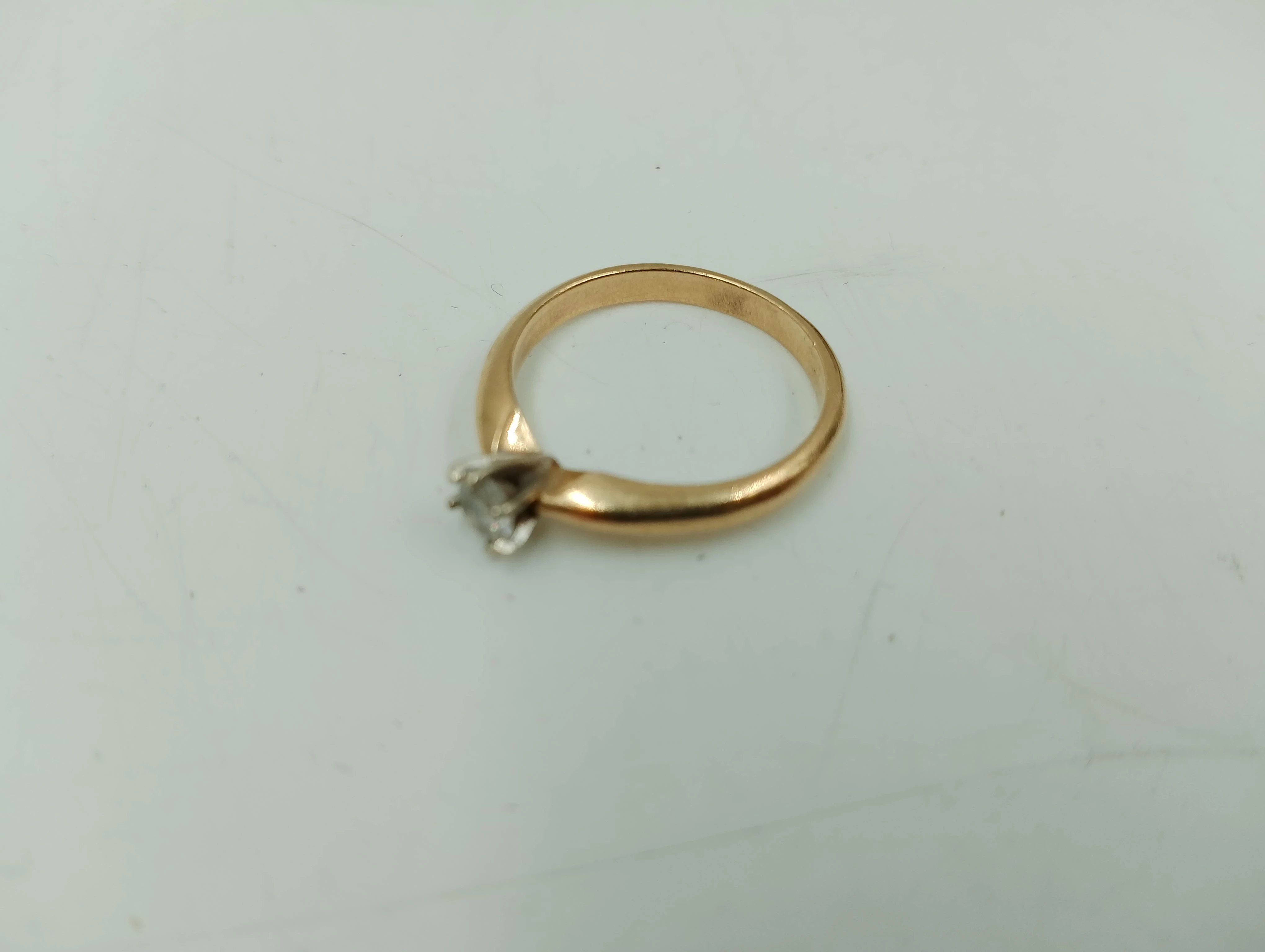 elegancki-pierscionek-ze-zlota-proby-585262g-rodzaj-2205-16