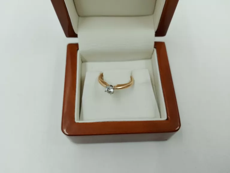elegancki-pierscionek-ze-zlota-proby-585262g-material-15835-2